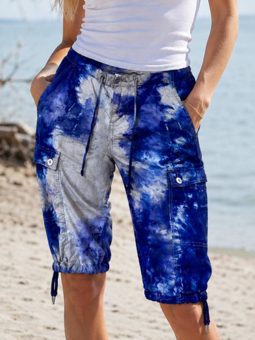 Prana Yoga shorts pants Size 6 Tie Dyed Dye Capri EUC Shorts Blue